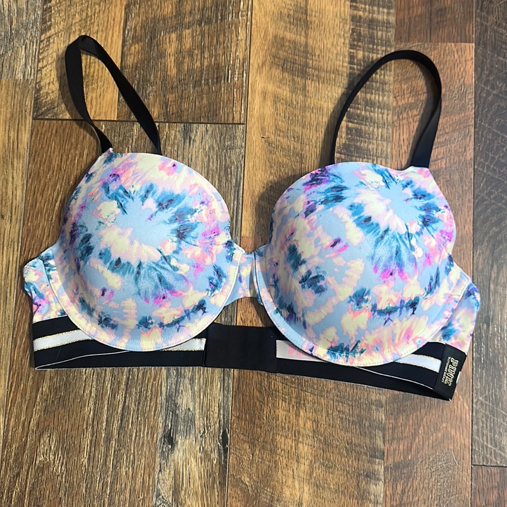 PINK tee shirt bra